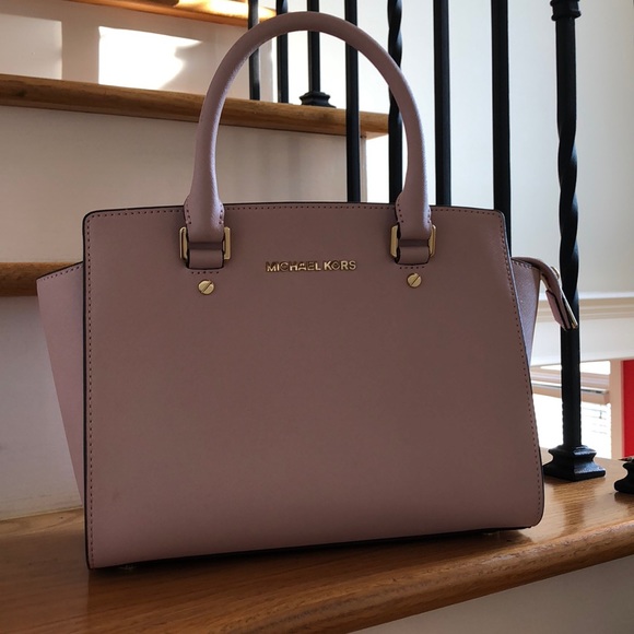 Michael Kors SELMA BLOSSOM purse .